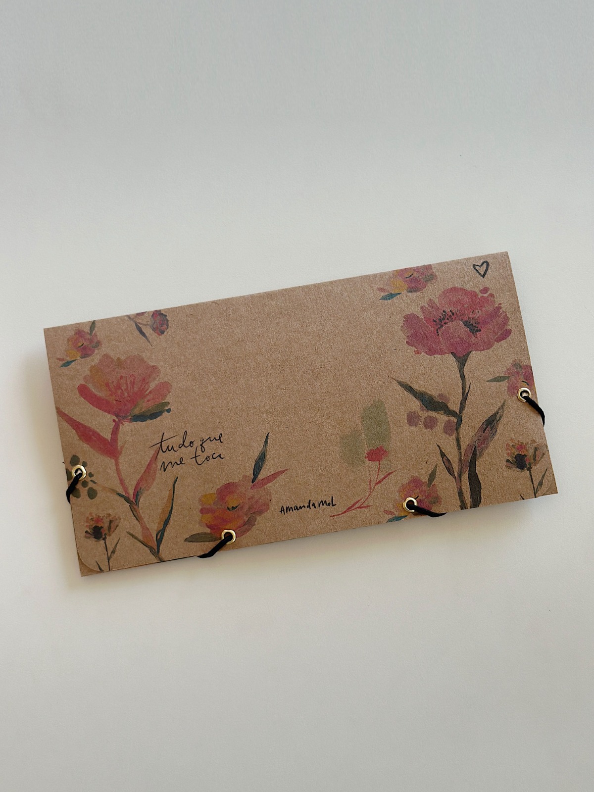 Pasta Kraft organizadora com elástico | Botânica